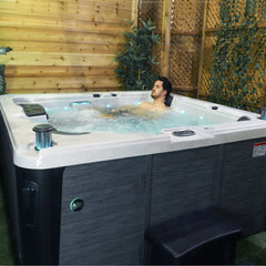 Michigan 6-Person 43-Jet Hot Tub