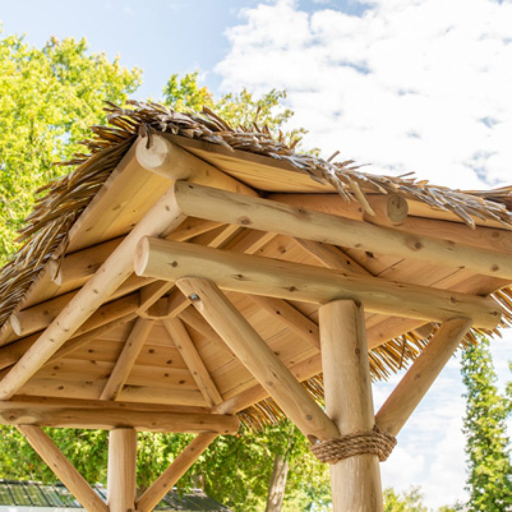 New Tropical Paradise Tiki Bar